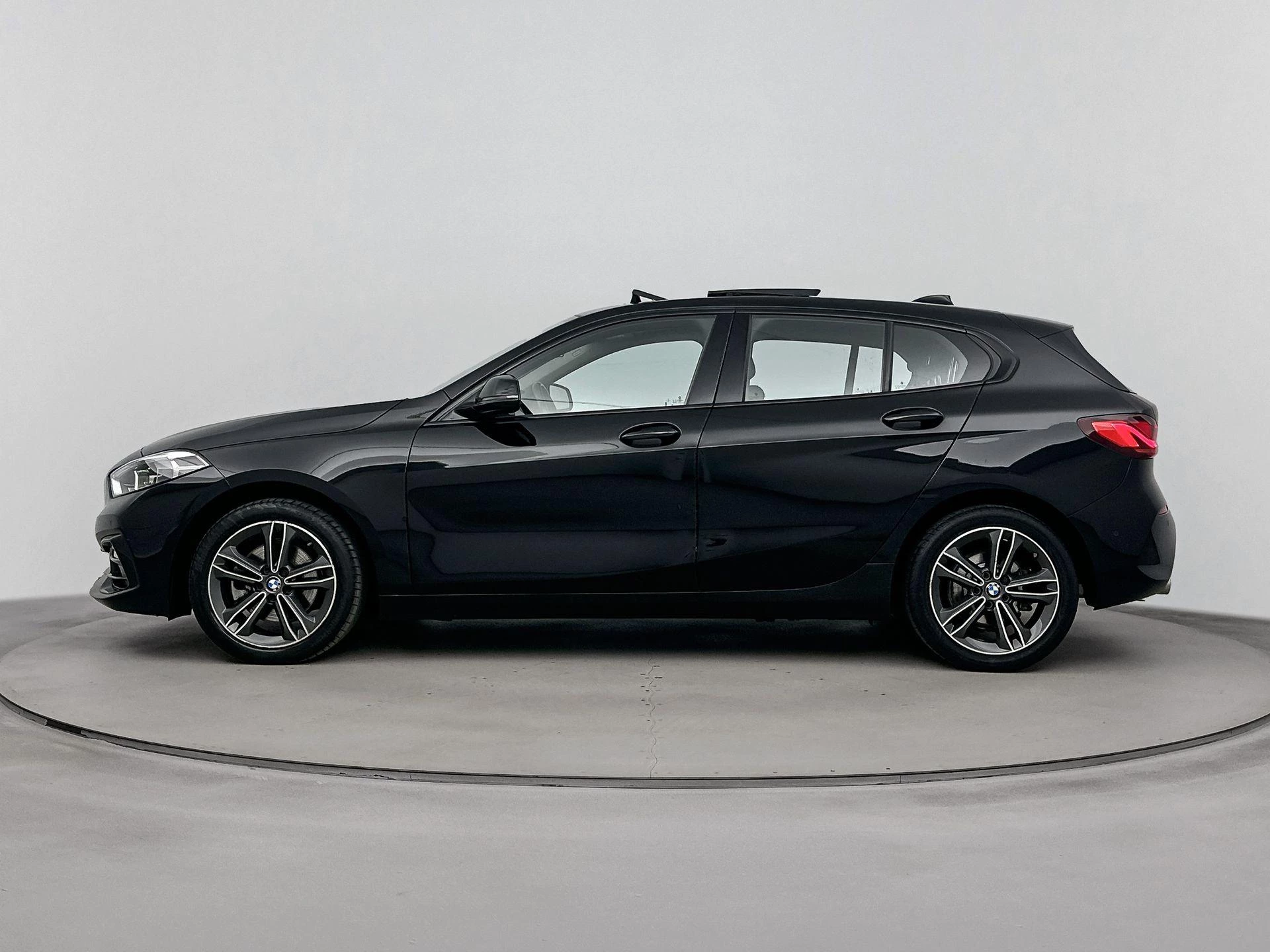 BMW-1 Serie-image-1