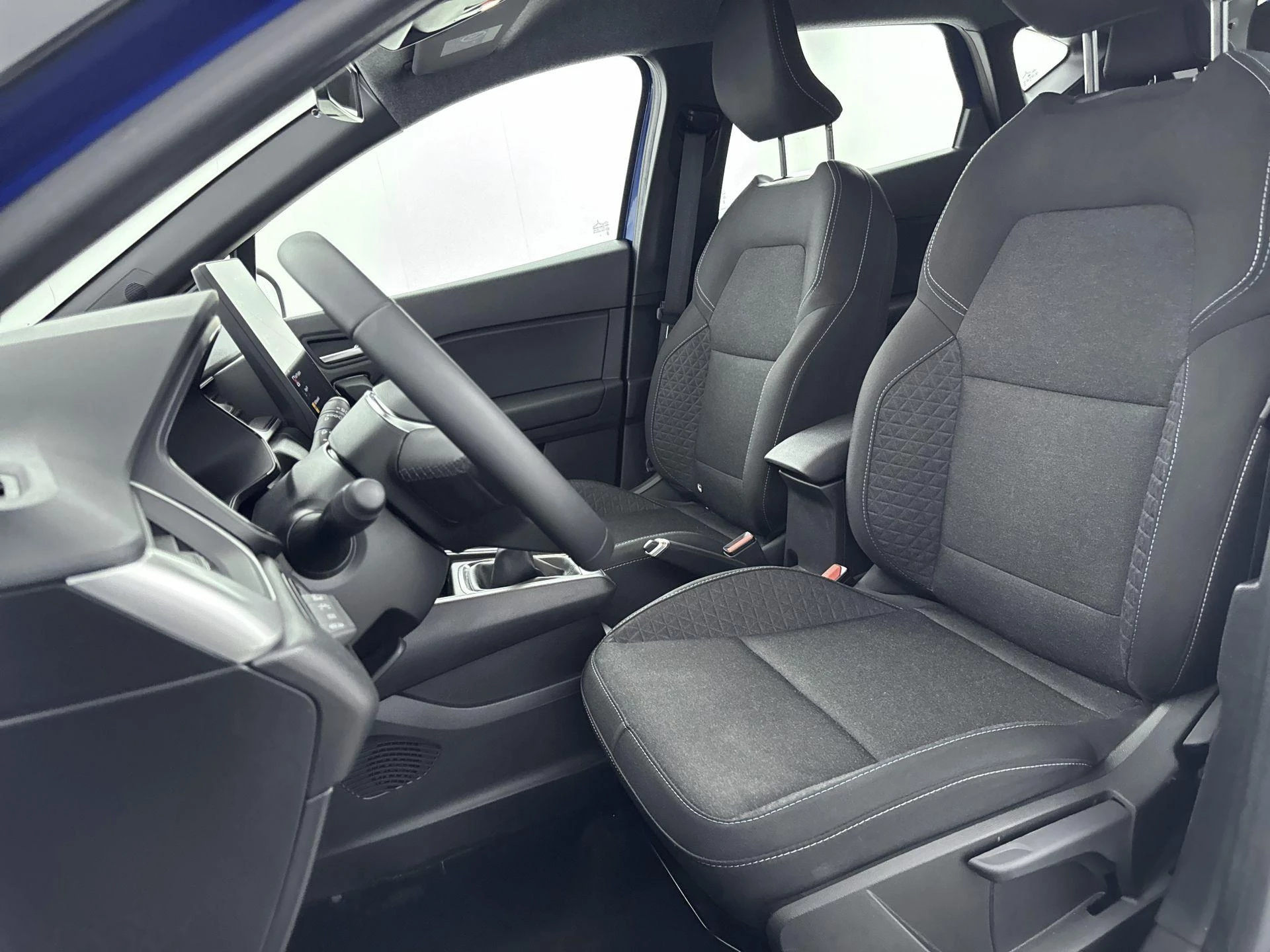 Renault-Captur-image-11