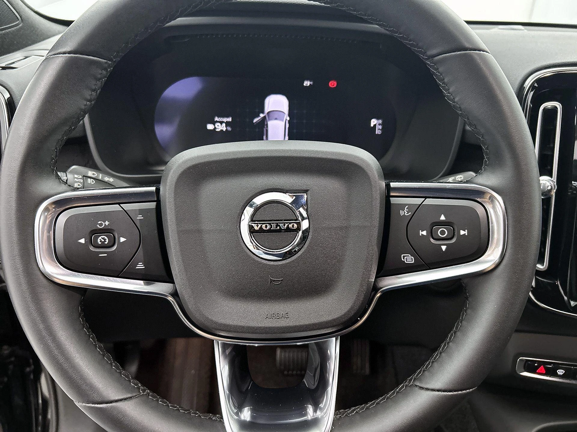 Volvo-XC40-image-32