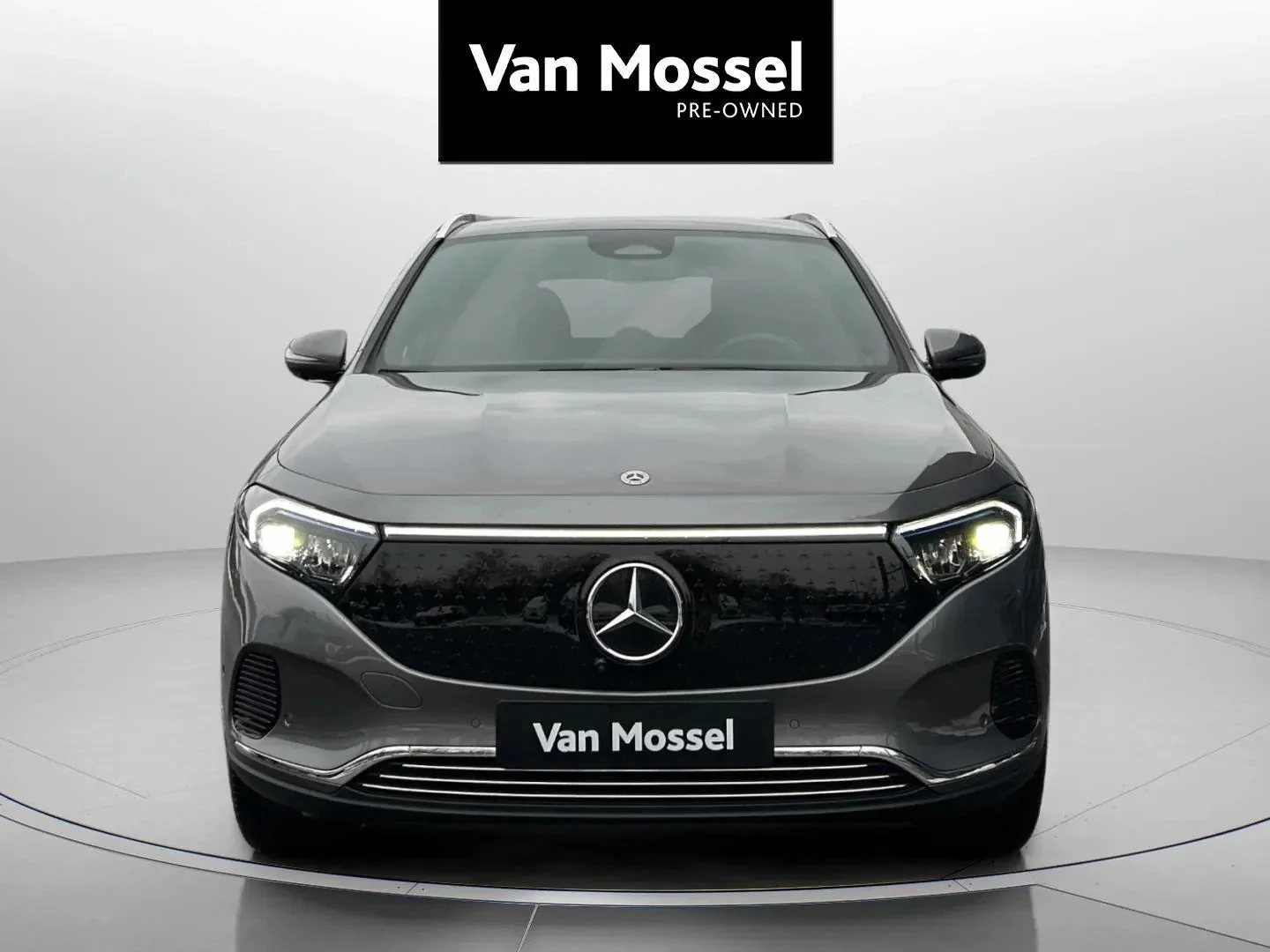 Mercedes-Benz-EQA-image-1