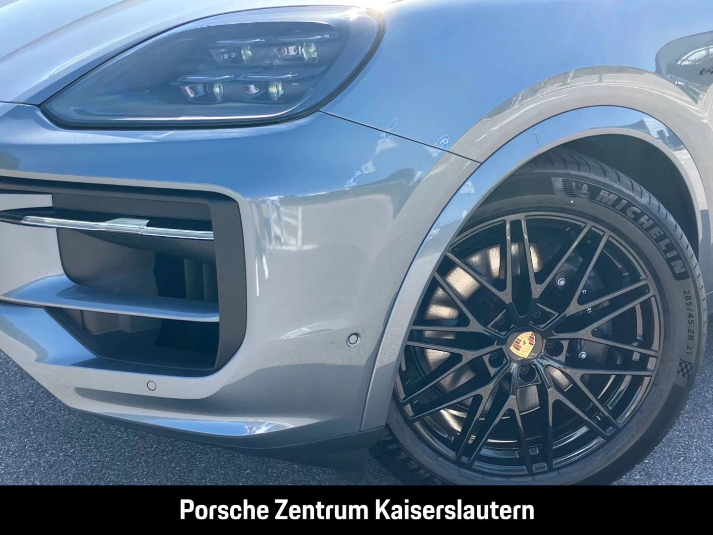 Porsche-Cayenne-image-15