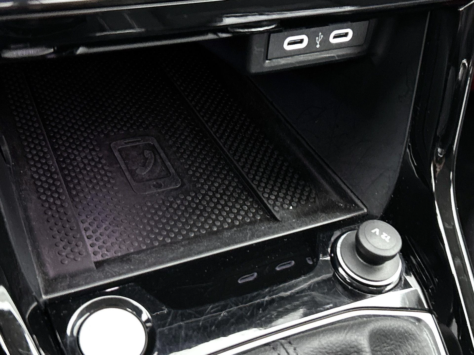 Volkswagen-T-Cross-image-30