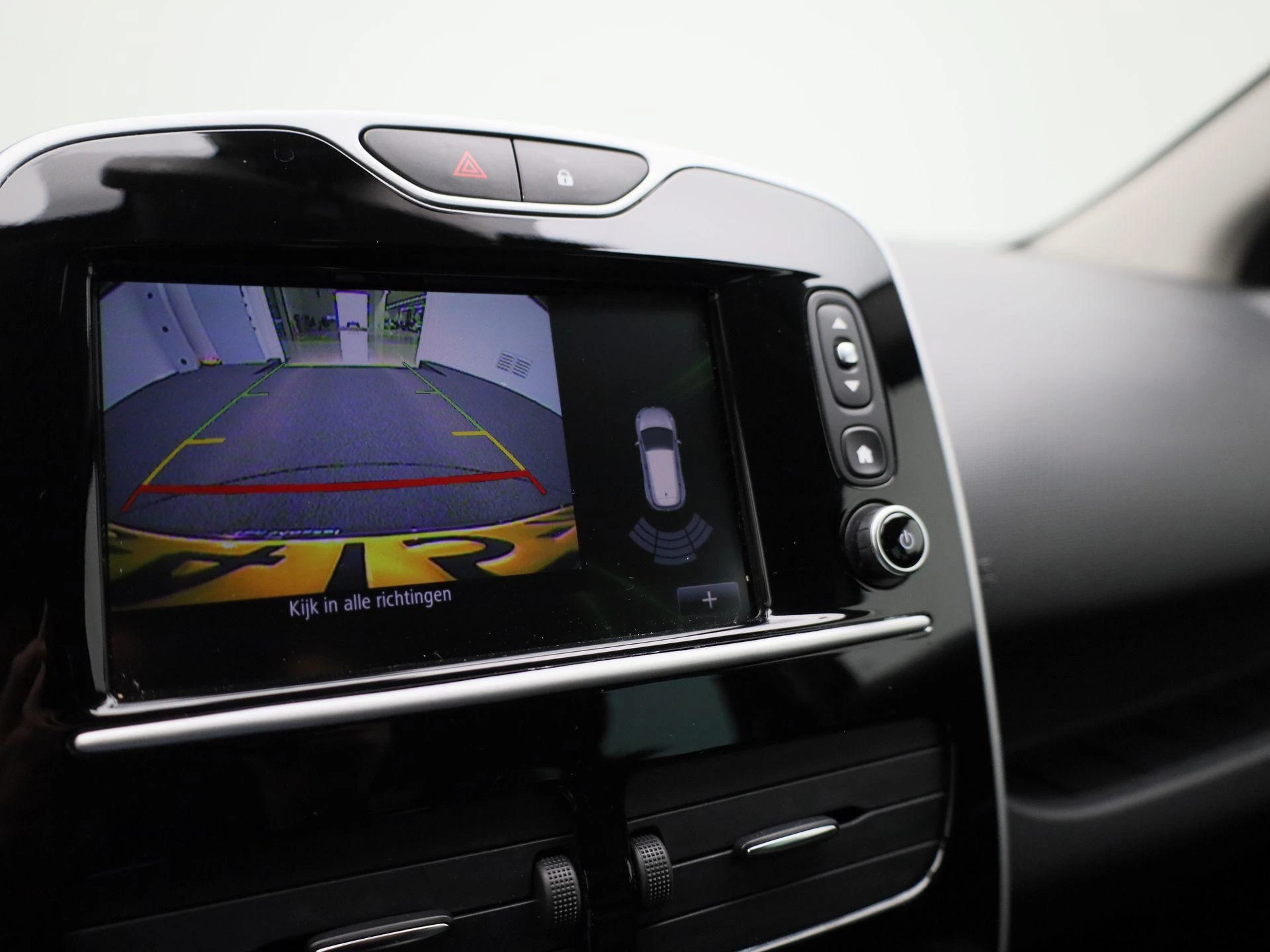 Renault-Clio-image-30