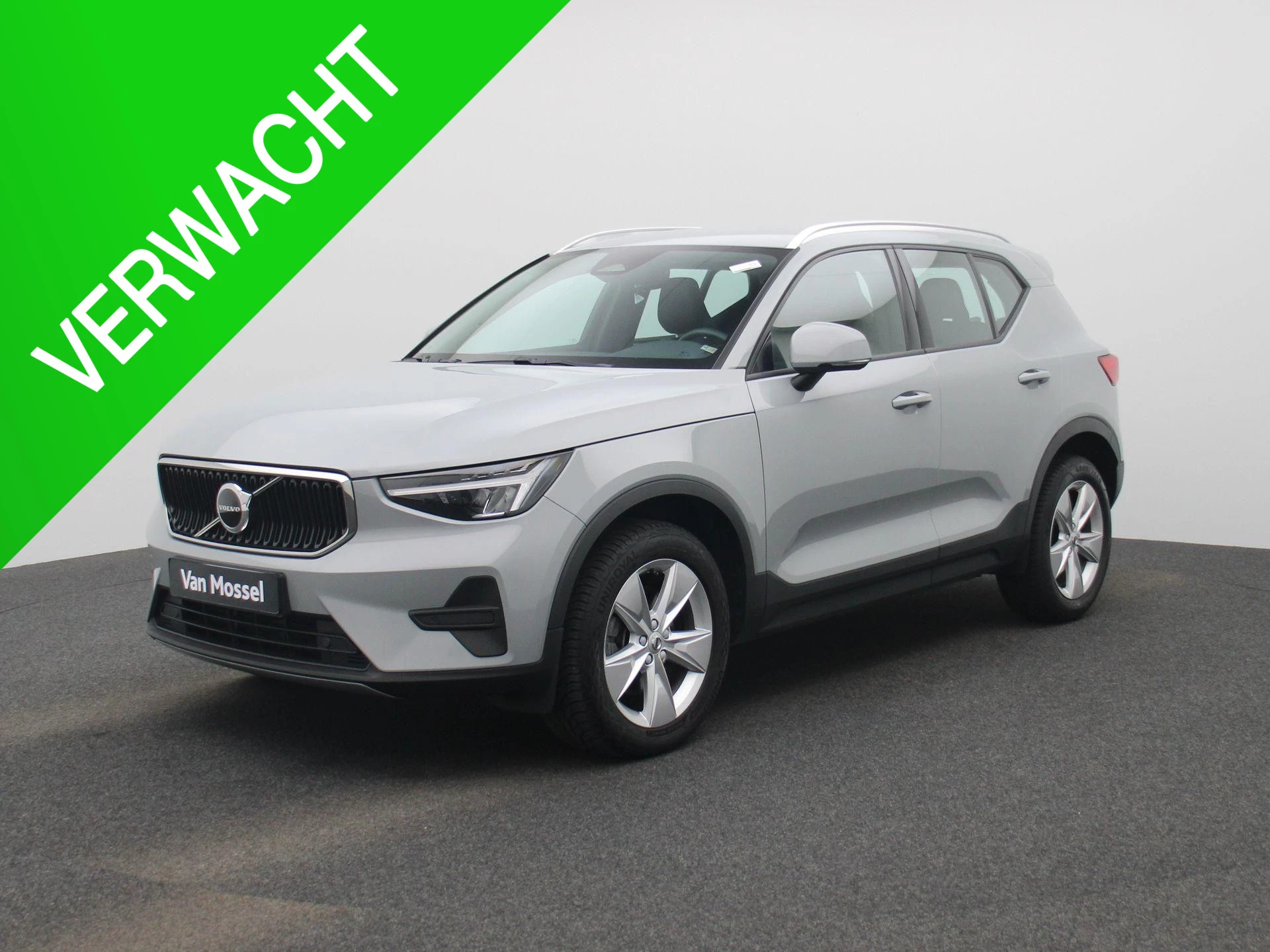 Volvo-XC40-image-0