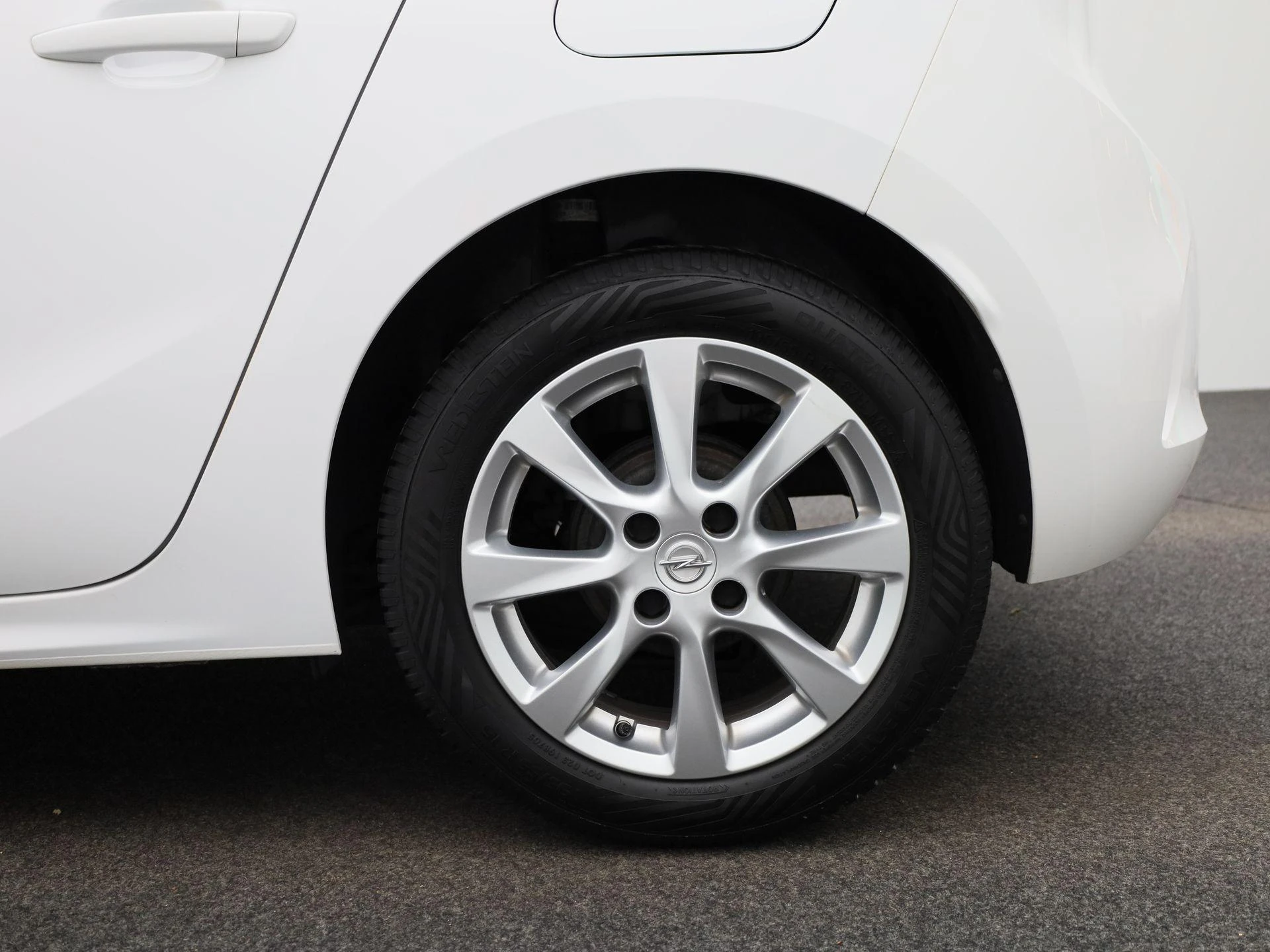 Opel-Corsa-image-12