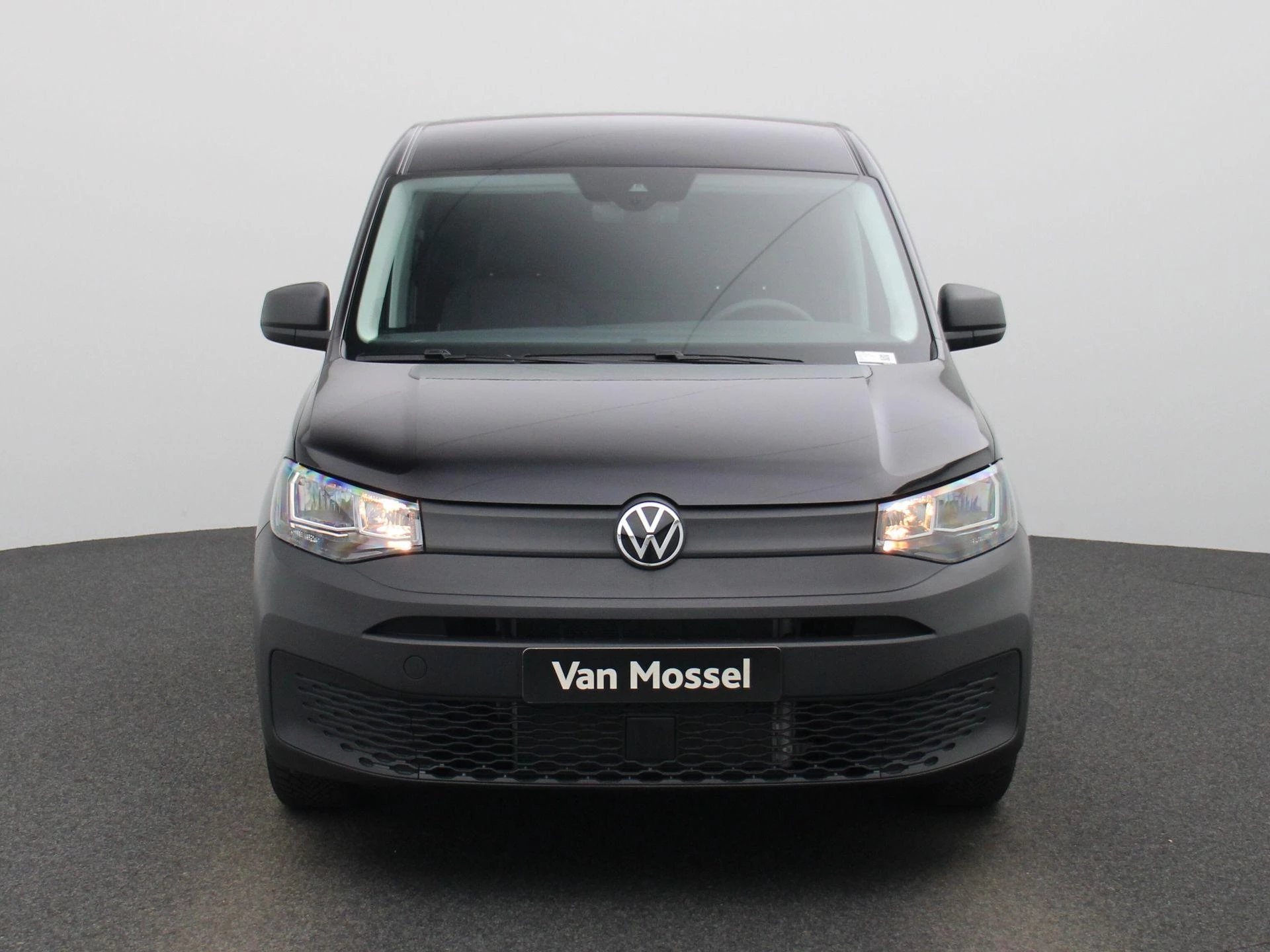 Volkswagen-Caddy-image-1