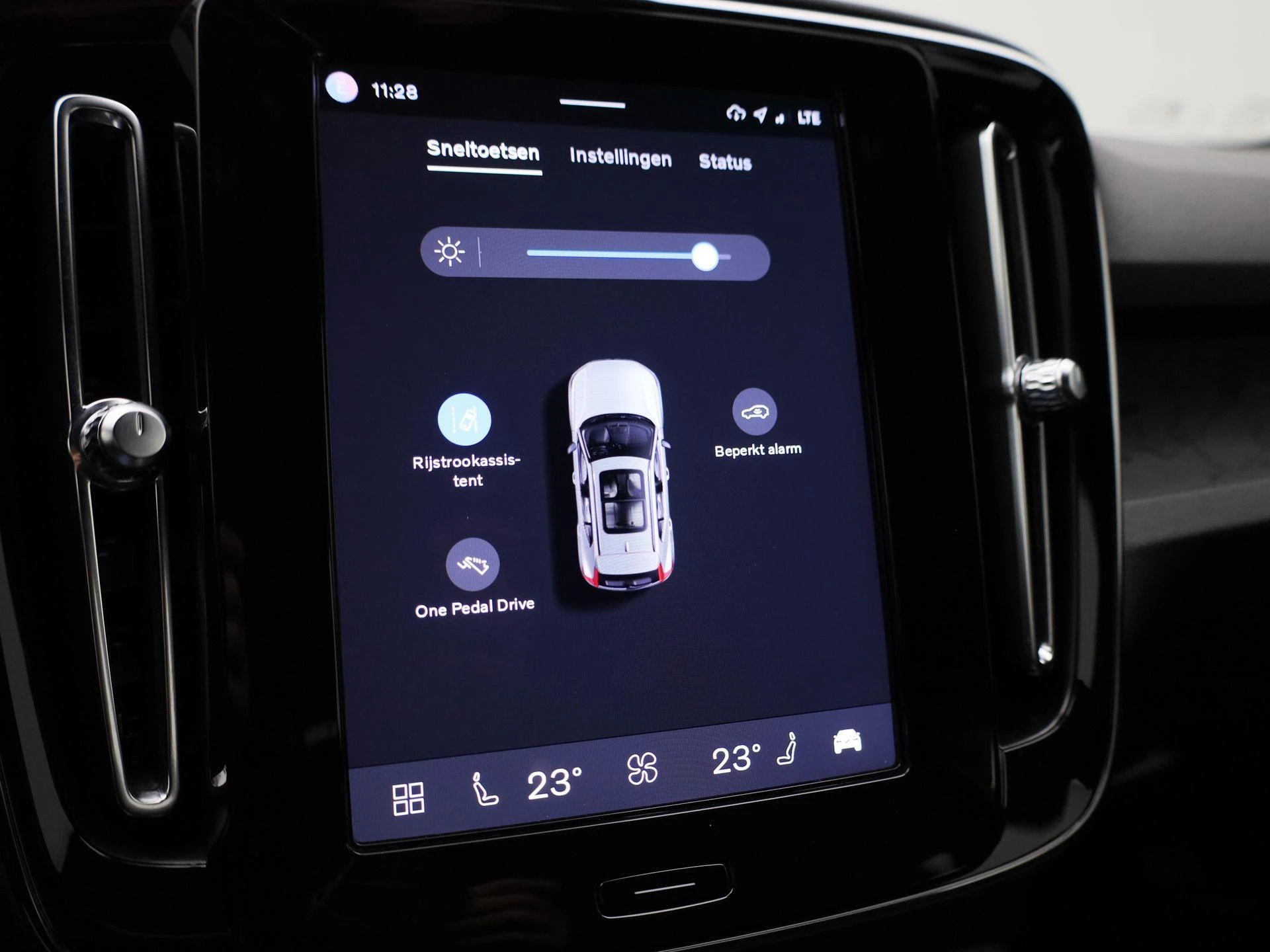 Volvo-XC40-image-24