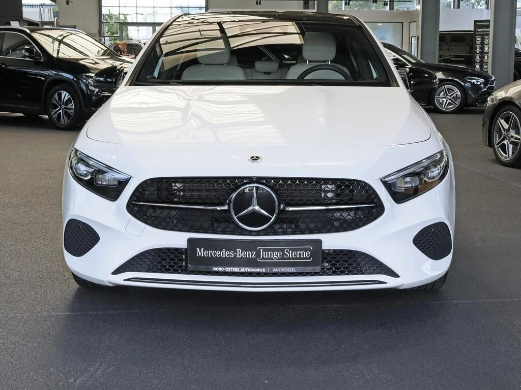 Mercedes-Benz-A-Klasse 200-image-3