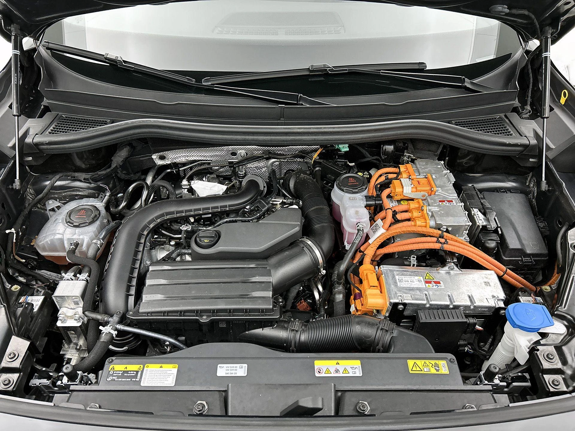 Volkswagen Tayron 1.5 eHybrid R-Line Edition