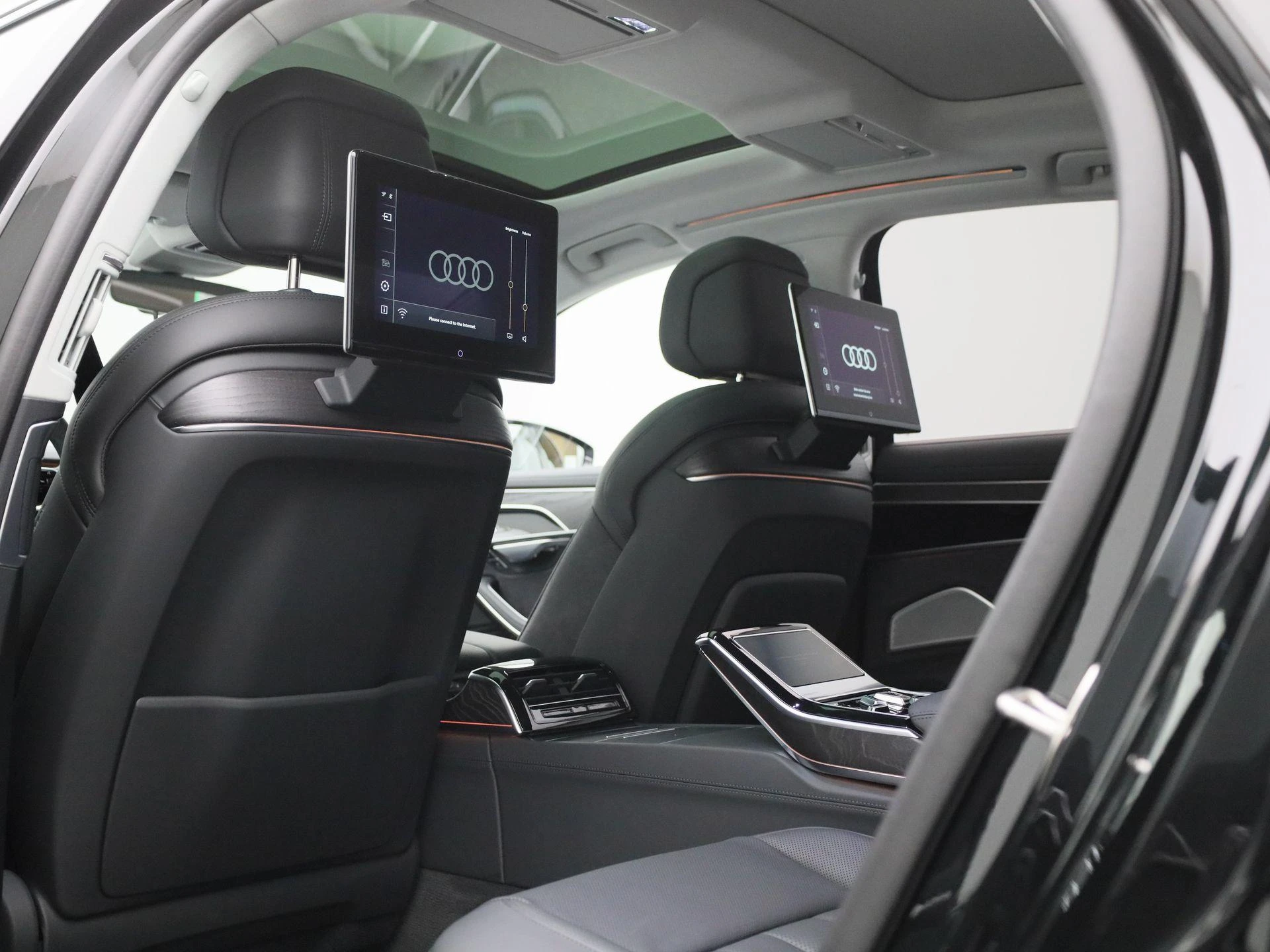 Audi-A8-image-13