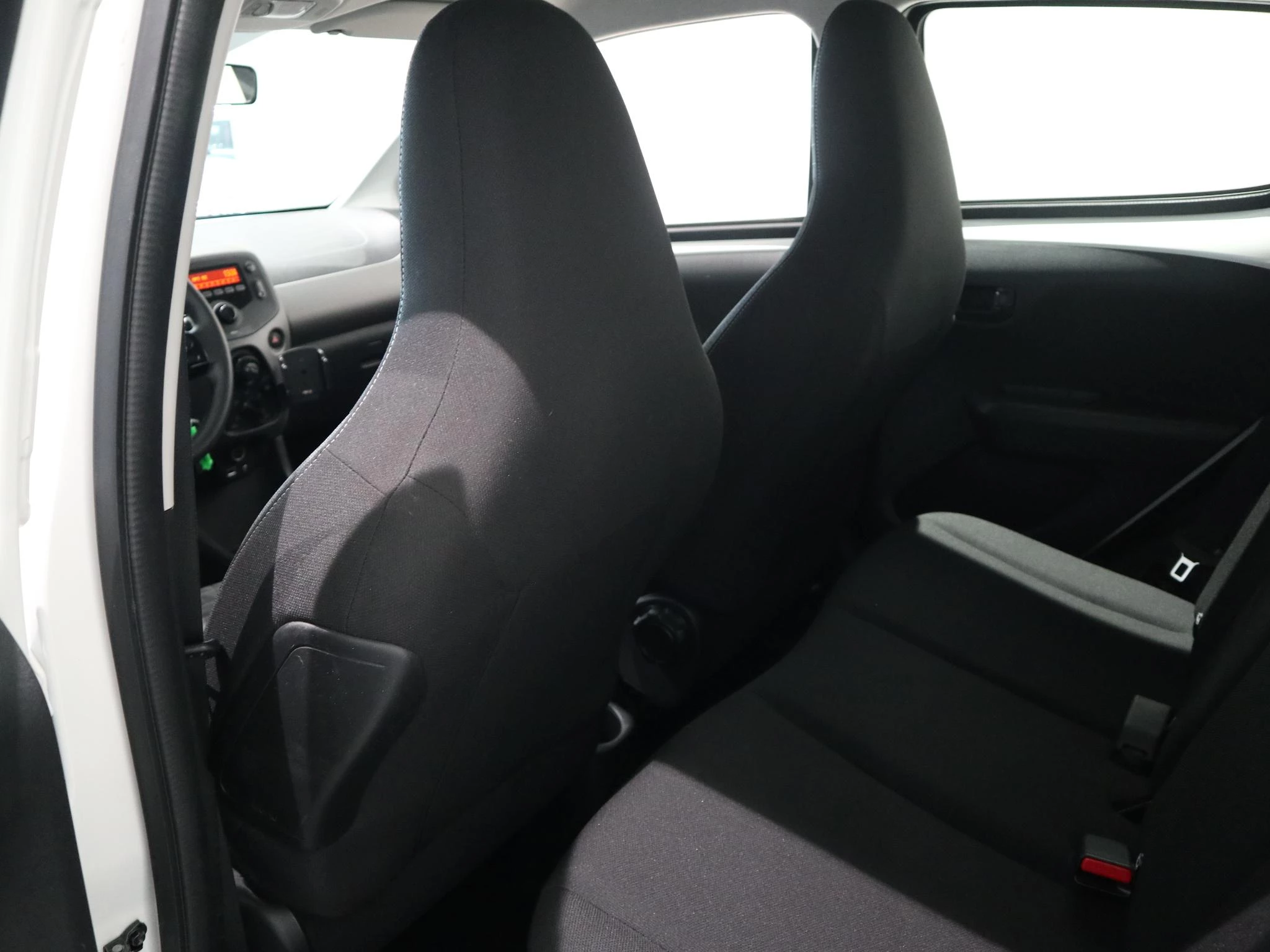Peugeot-108-image-10