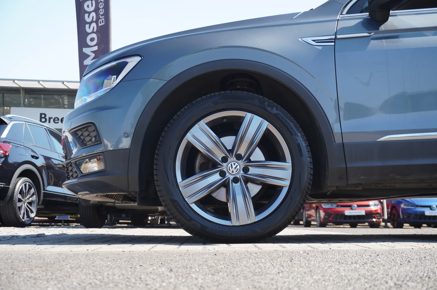 Volkswagen-Tiguan Allspace-image-4