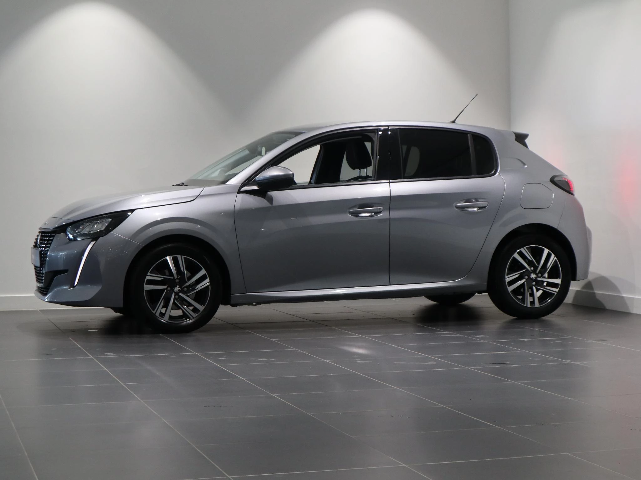 Peugeot-208-image-3