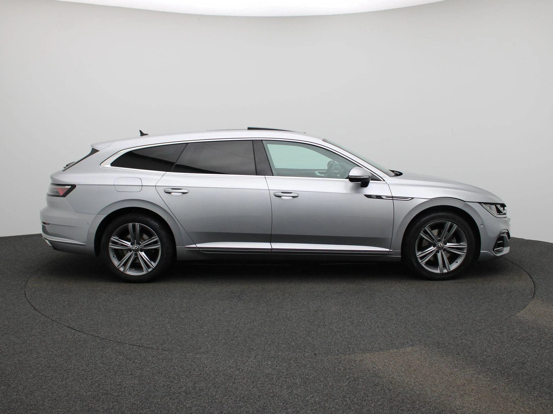 Volkswagen-Arteon-image-5