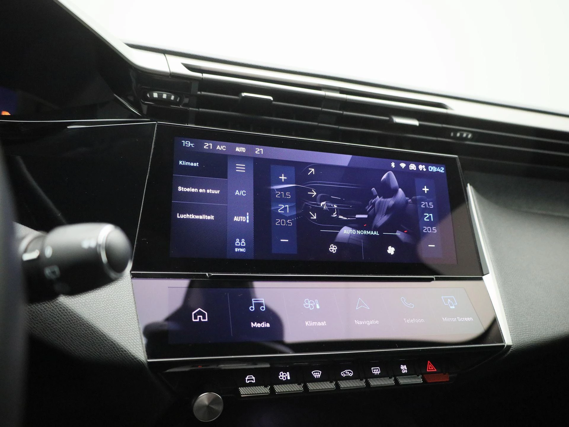 Peugeot-308-image-20