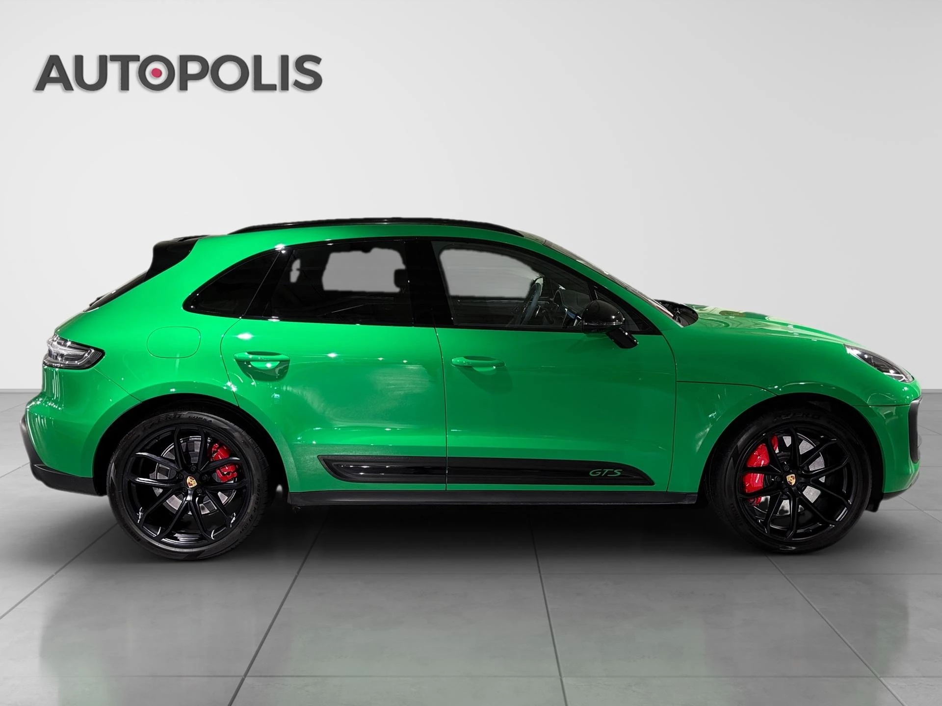 Porsche-Macan-image-18