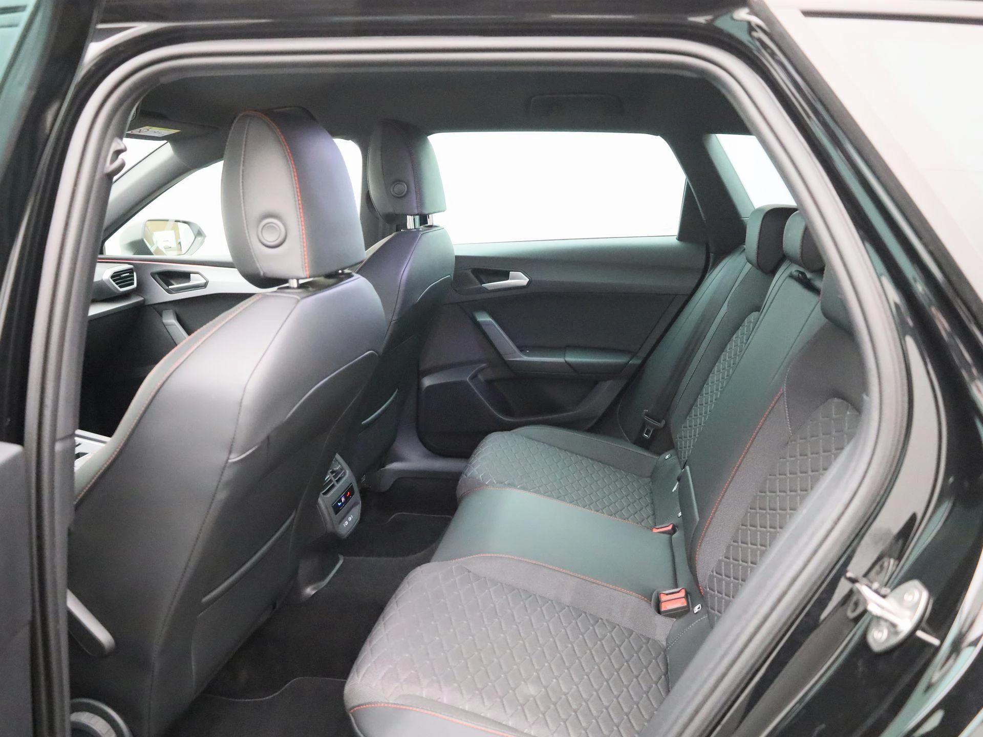 SEAT Leon Sportstourer 1.0 TSI FR Business Intense