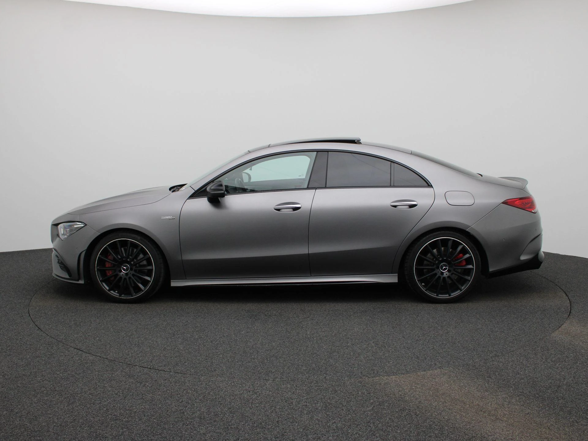 Mercedes-Benz-CLA-image-3