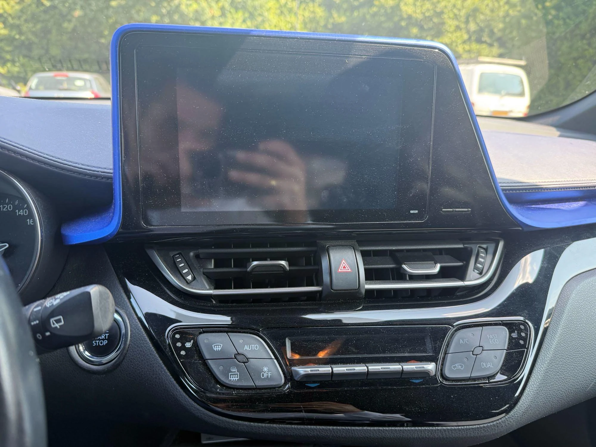 Toyota C-HR 1.2 Bi-Tone 116 PK