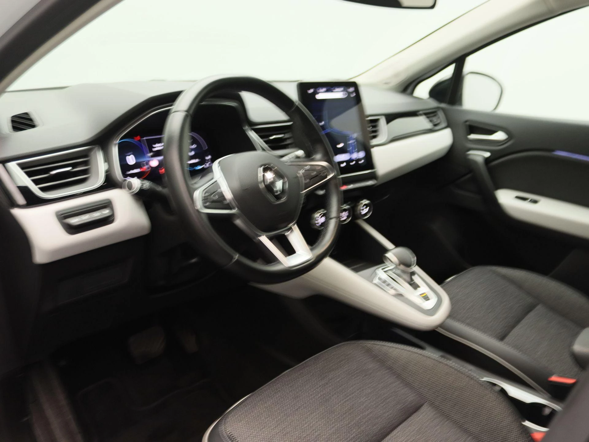 Renault-Captur-image-25