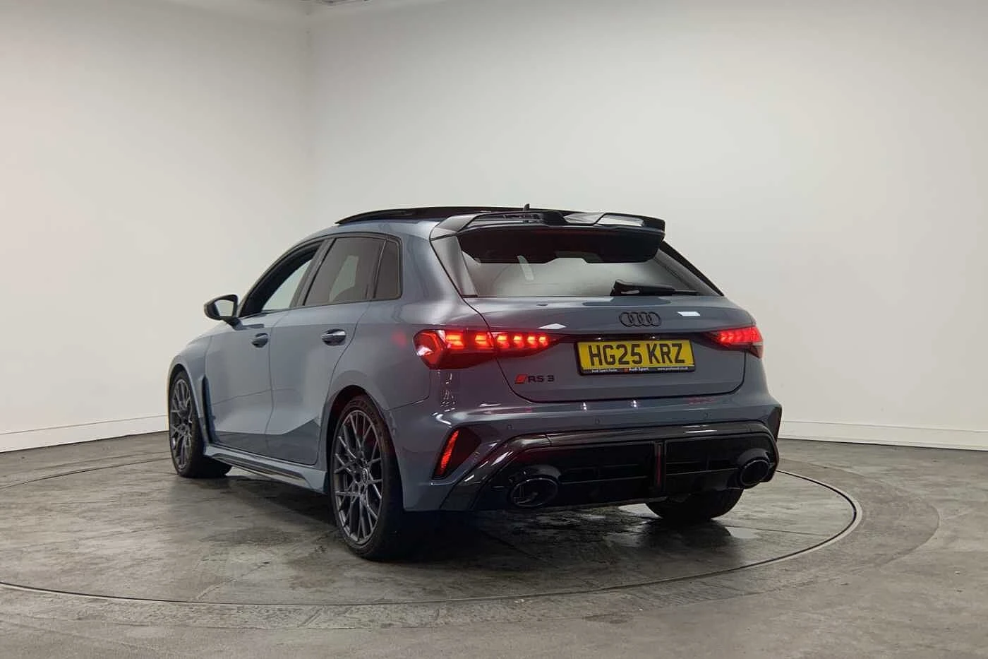 Audi-RS3-image-2