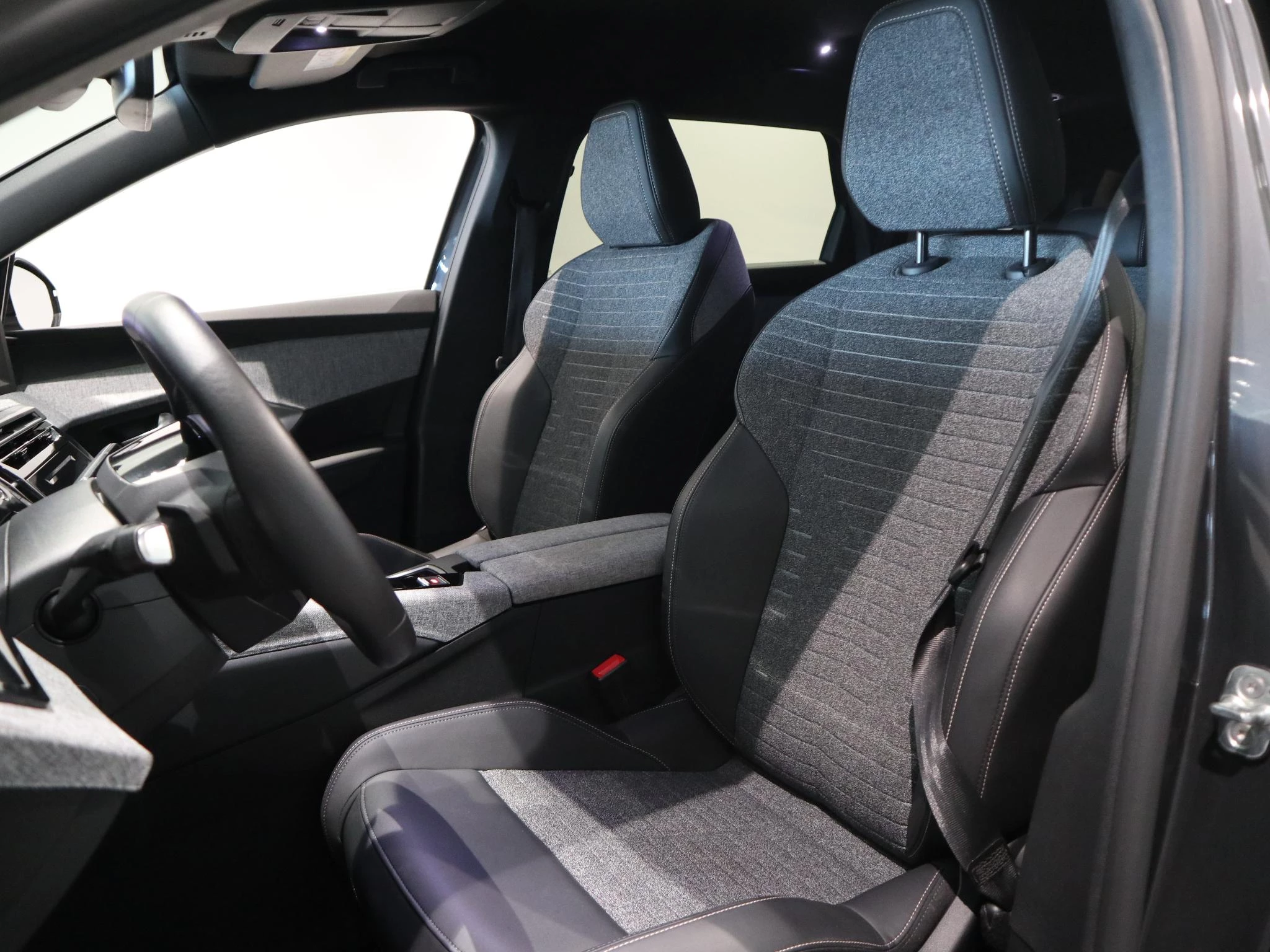 Peugeot-5008-image-7