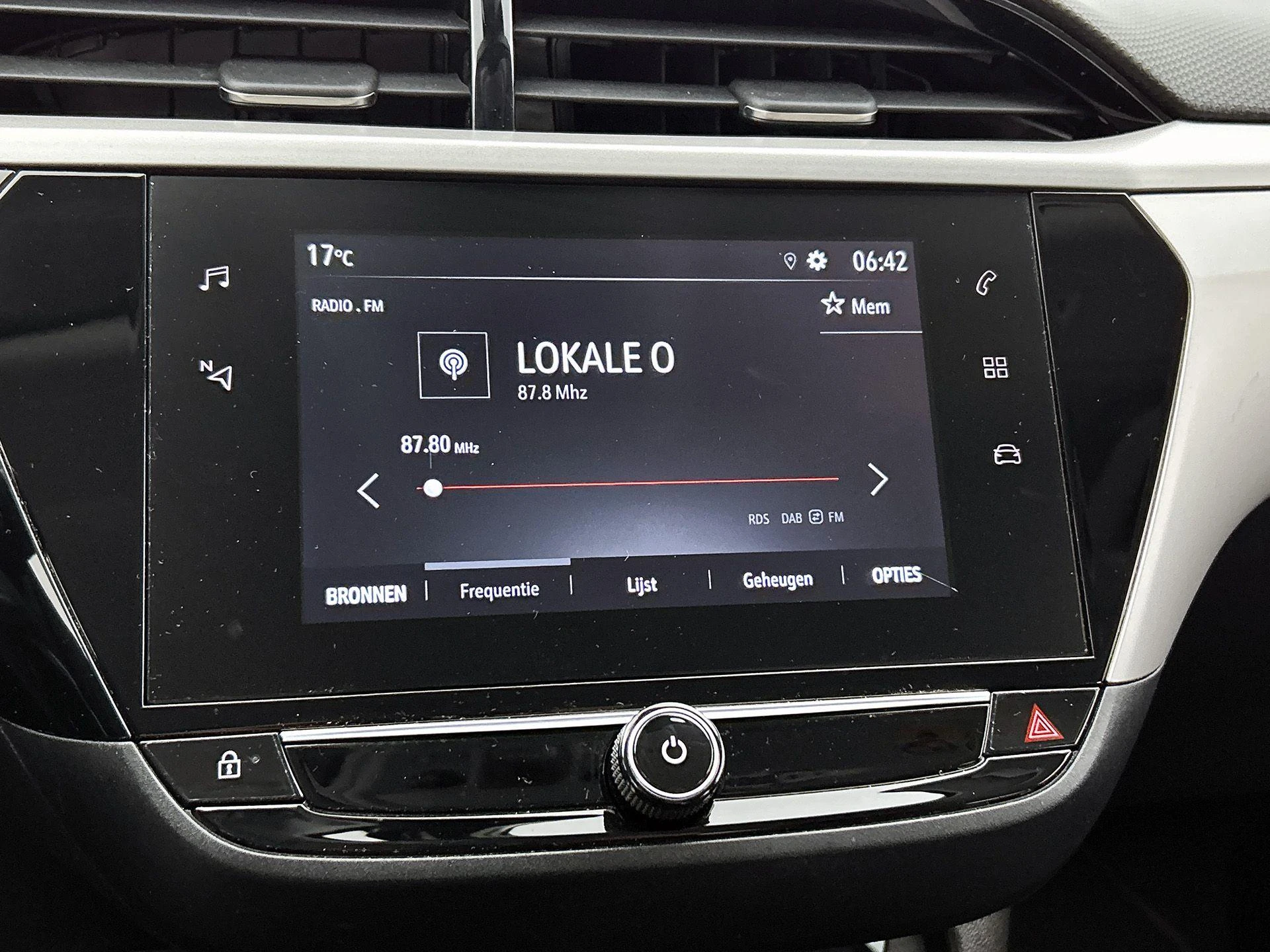 Opel-Corsa-image-23