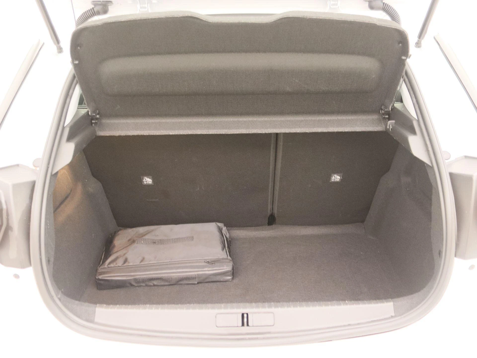 Opel-Corsa-image-13