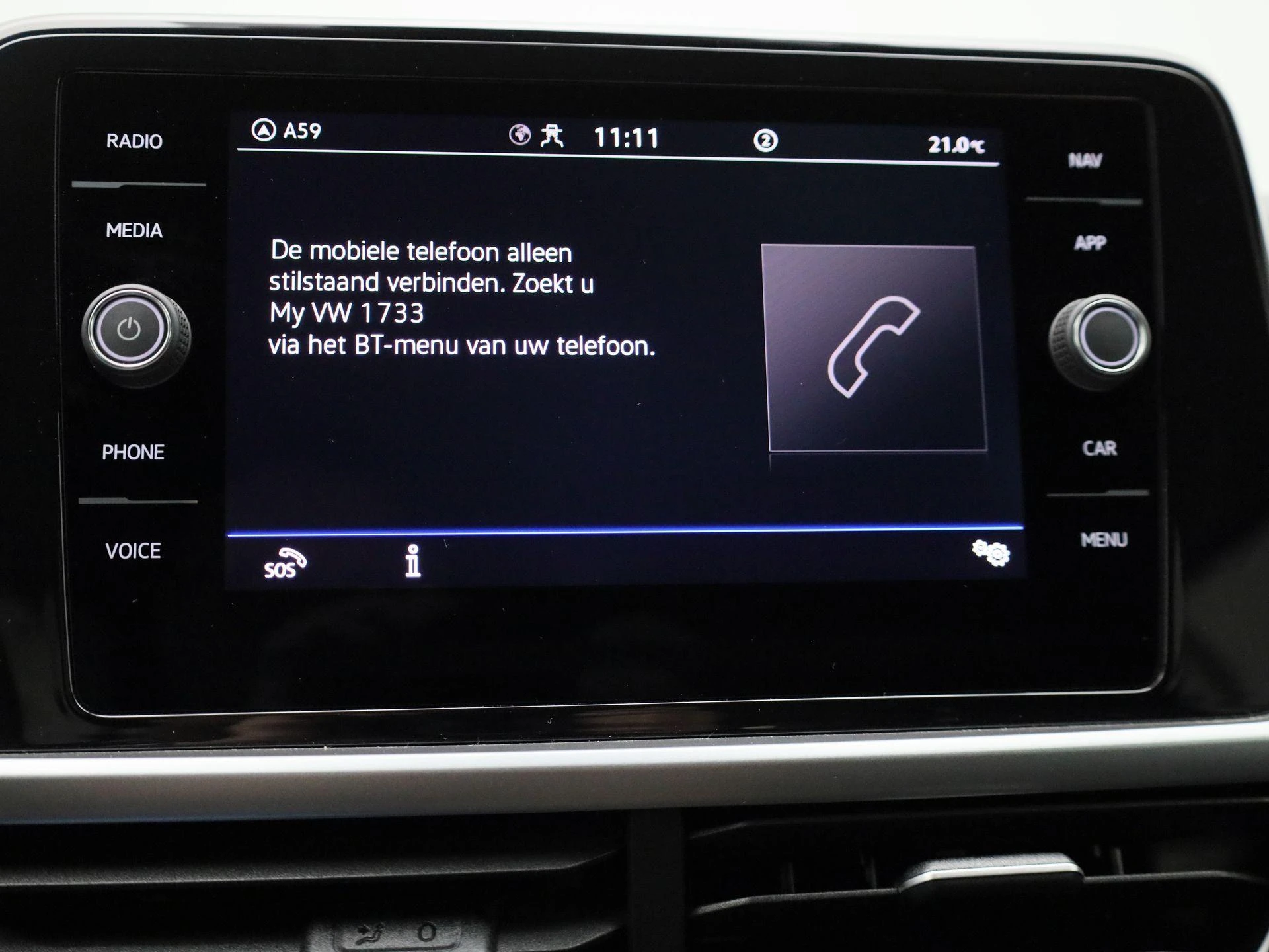 Volkswagen-T-Roc-image-25