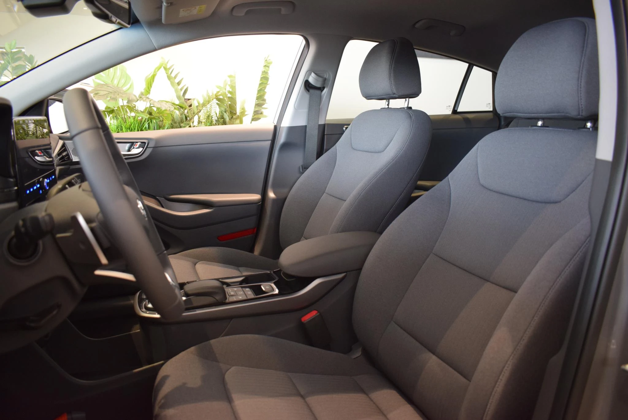 Hyundai-IONIQ-image-9