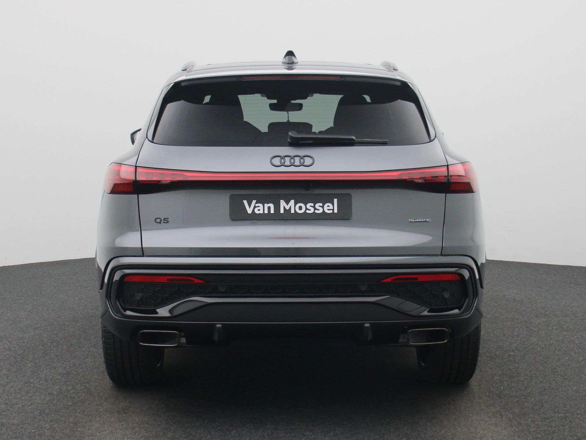 Audi Q5 2.0 TFSI e-hybrid quattro S edition Competition