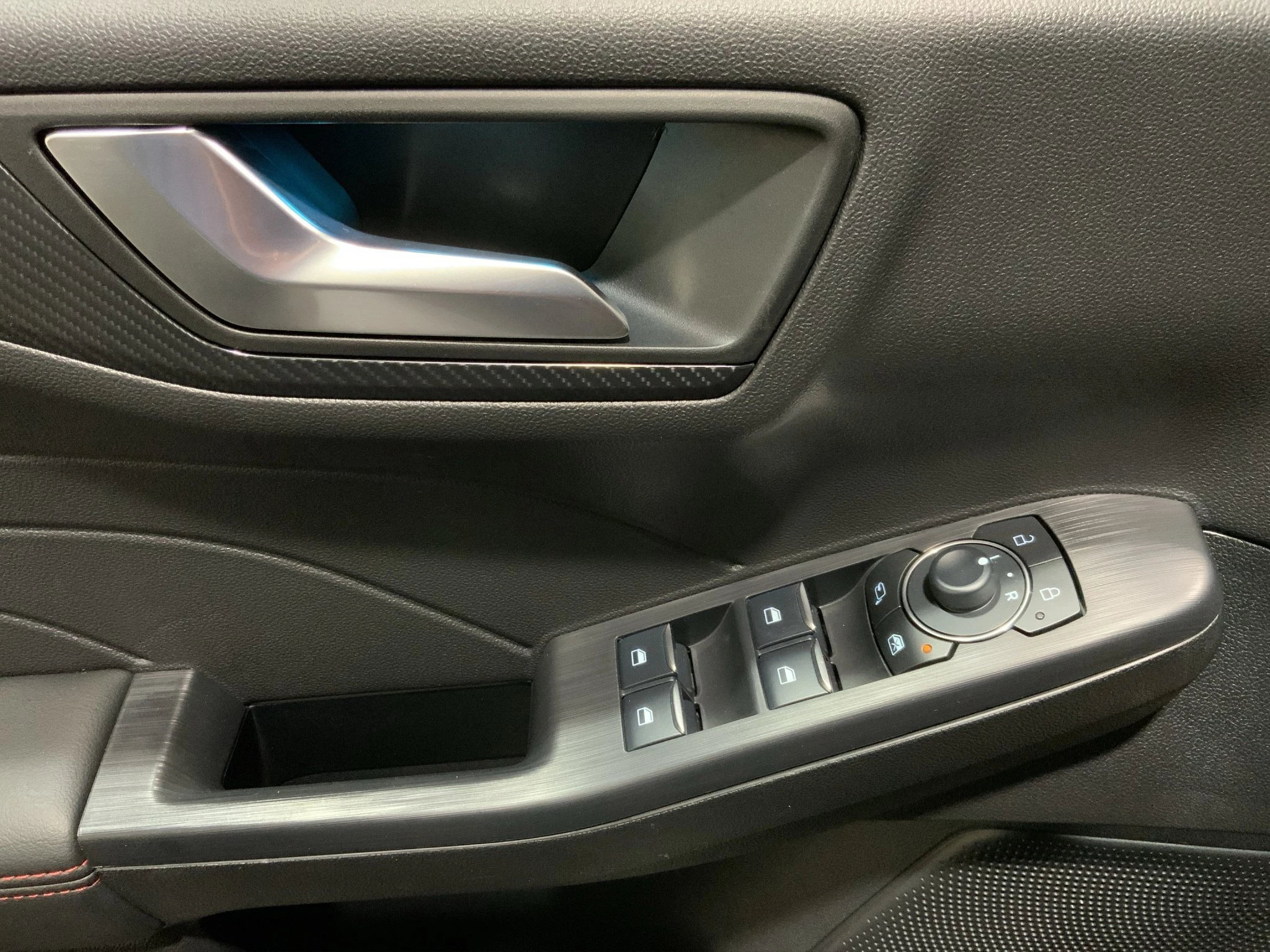 Ford Kuga ST-Line Aut.*KAM*LED-MATRIX*NAVI*GRA*WINTER-PKT.
