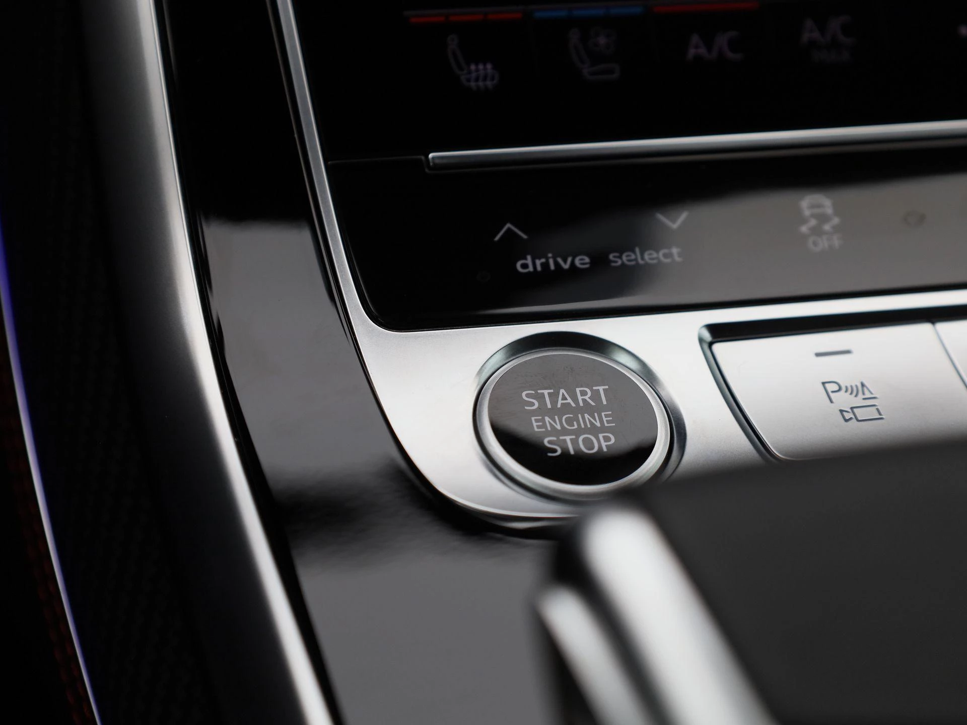 Audi-Q7-image-30