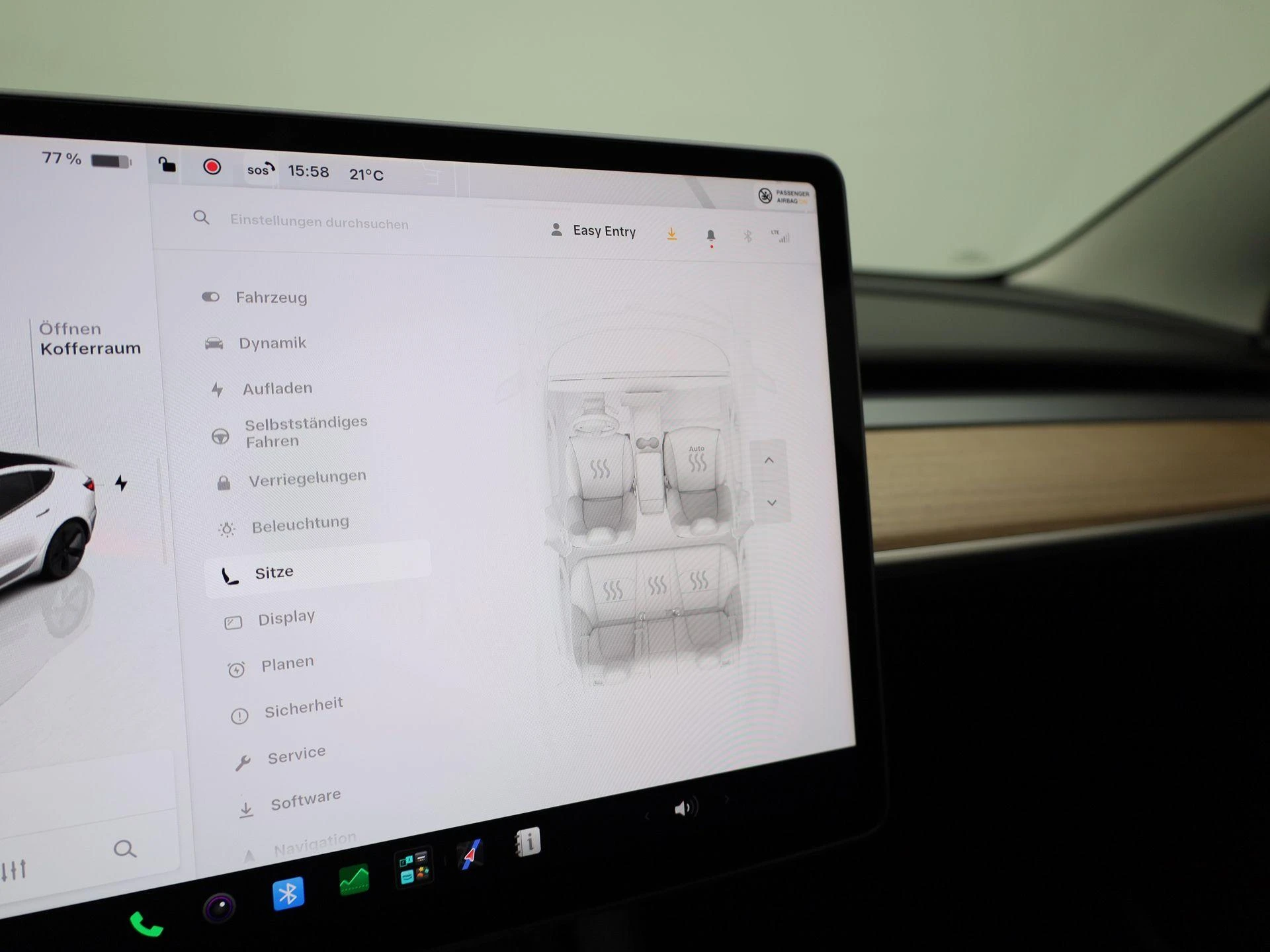Tesla-Model 3-image-24