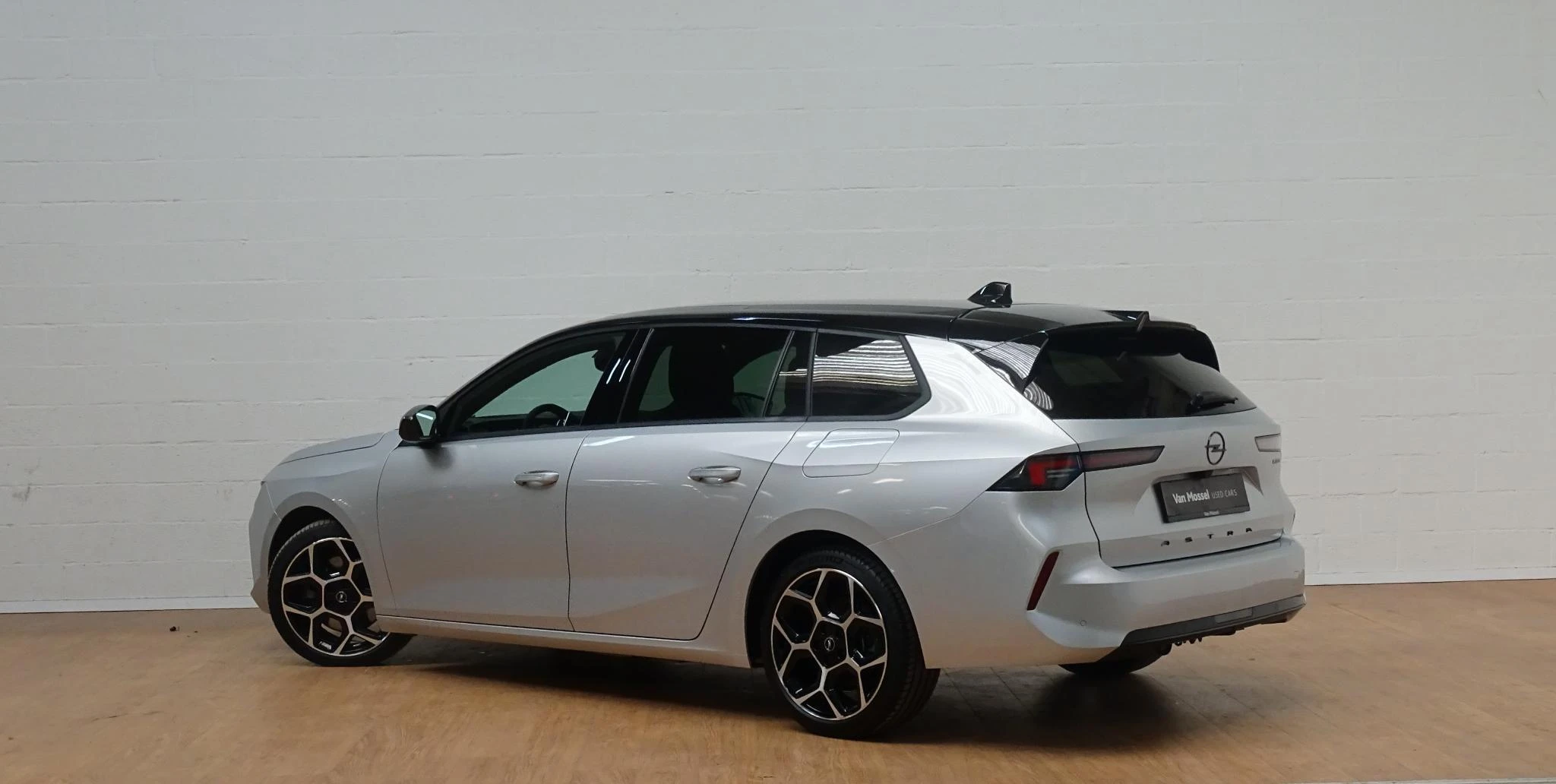 Opel-Astra-image-3