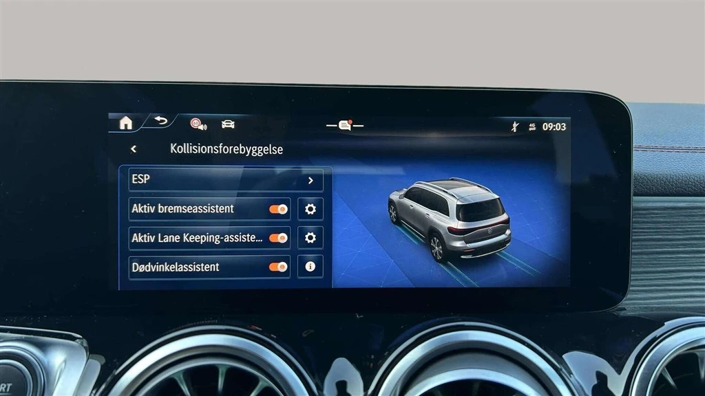 Mercedes-Benz-EQB-image-16