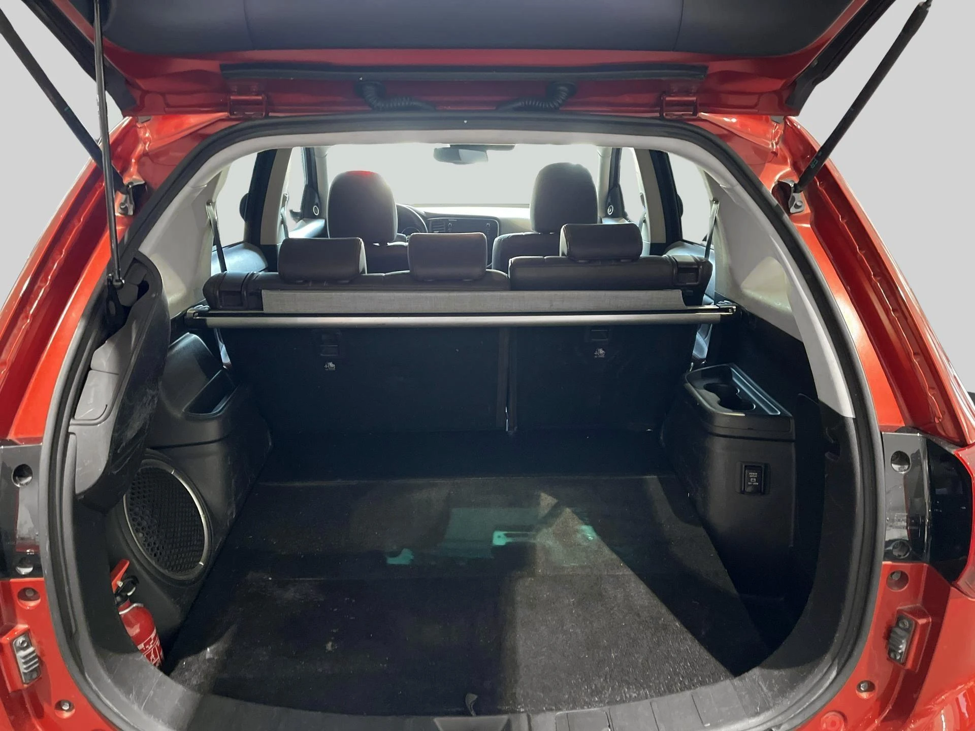 Mitsubishi-Outlander-image-6