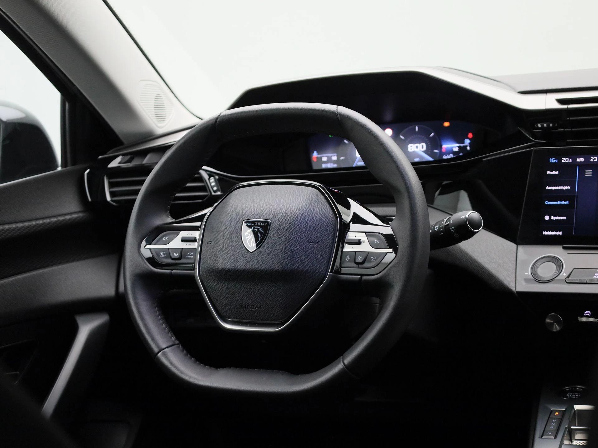 Peugeot-308-image-32