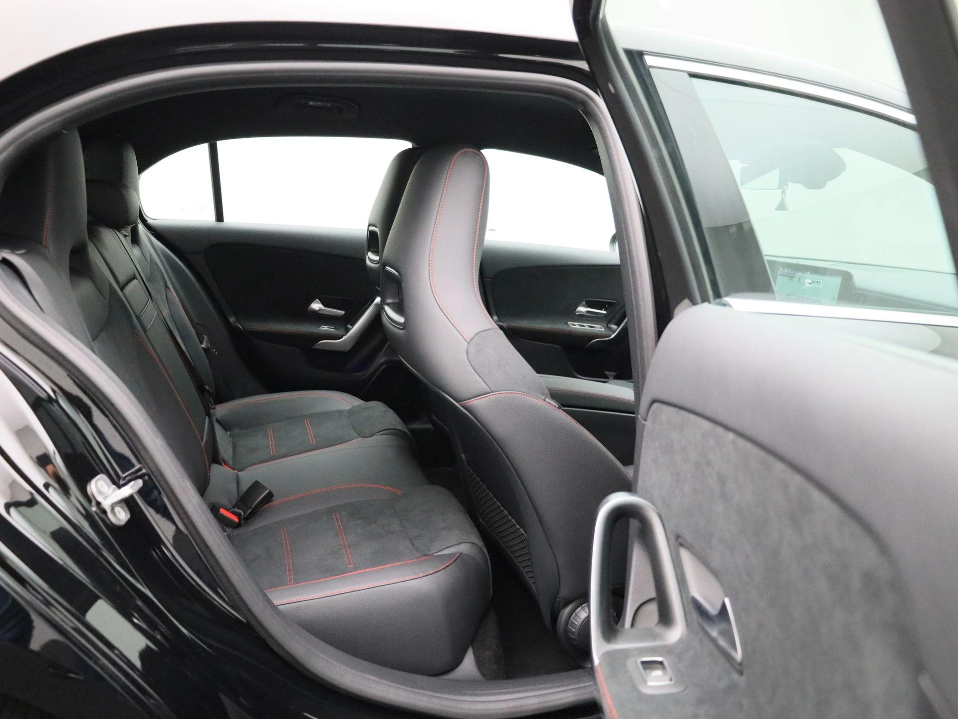 Mercedes-Benz-Classe A-image-42