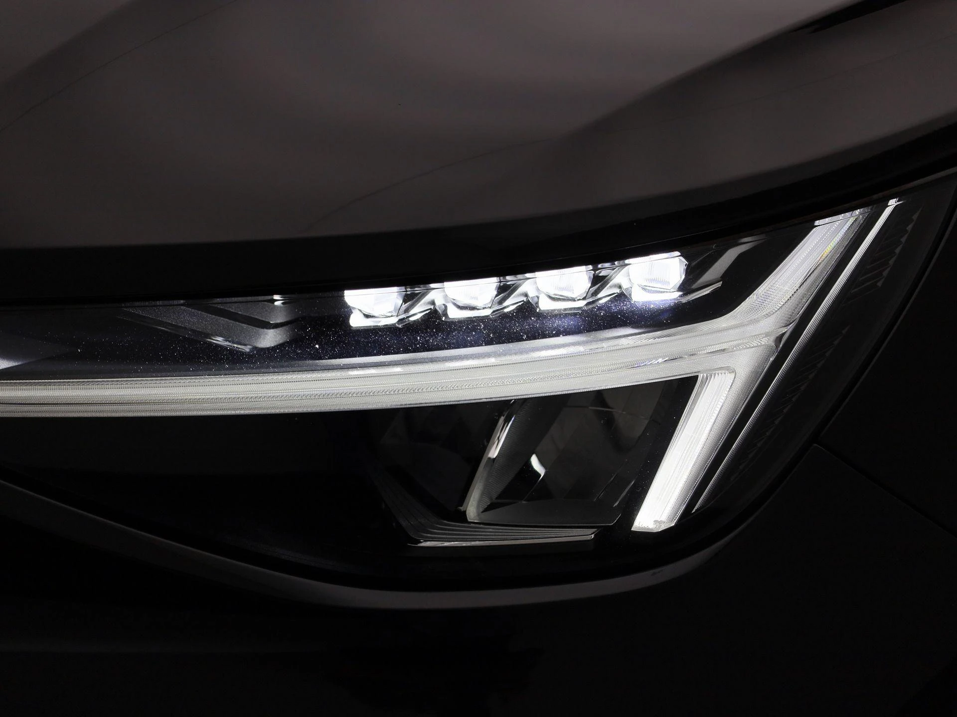 Volvo-XC40-image-15