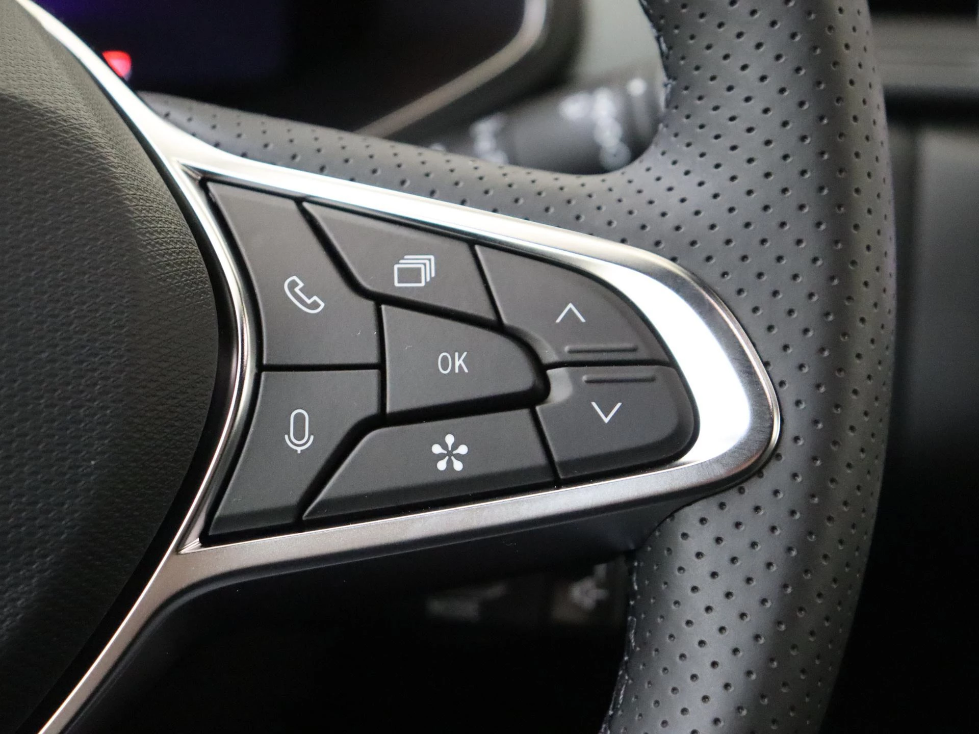 Renault-Captur-image-11