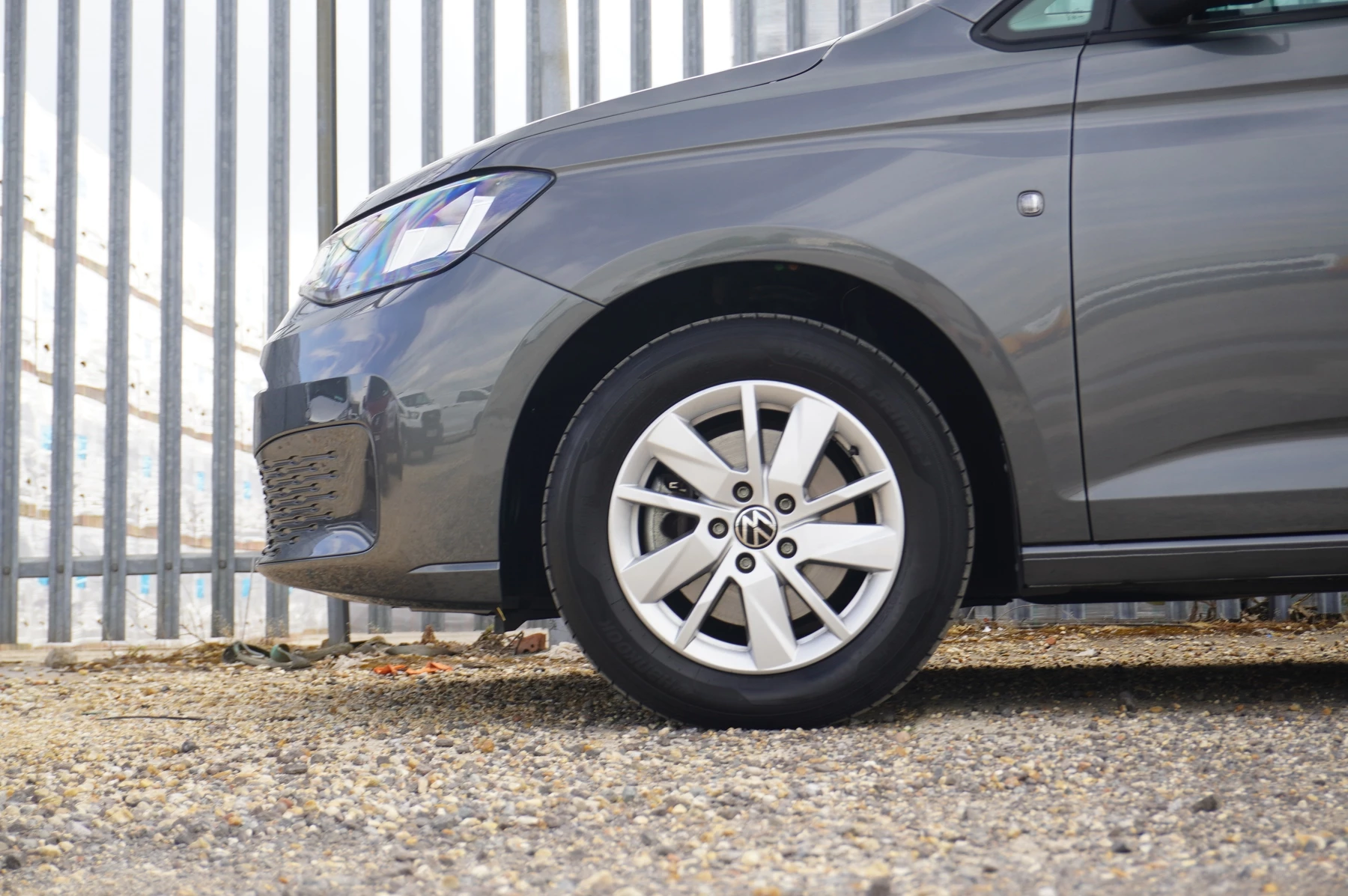 Volkswagen-Caddy-image-4