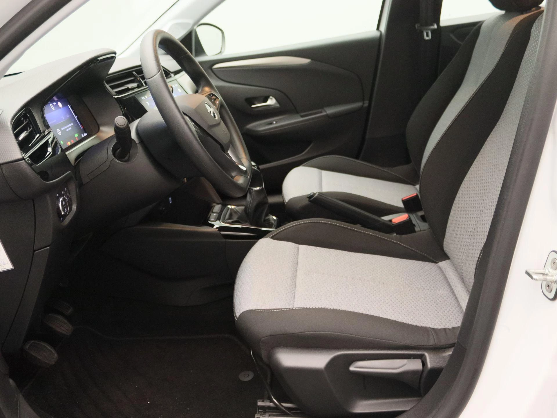 Opel-Corsa-image-12