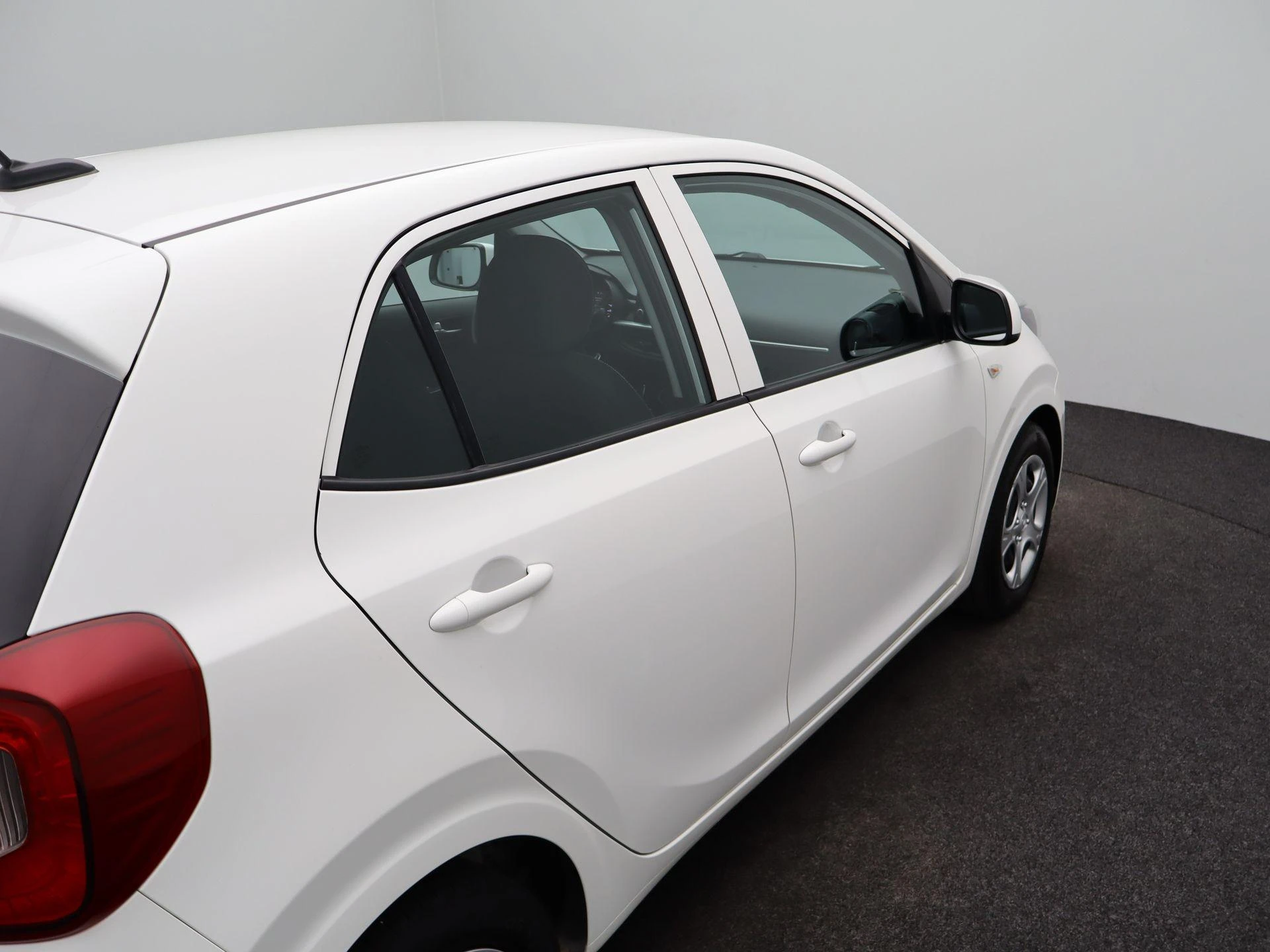 Kia-Picanto-image-35