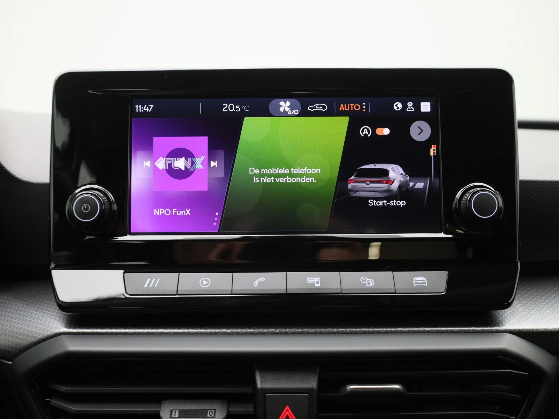 SEAT-Leon-image-15