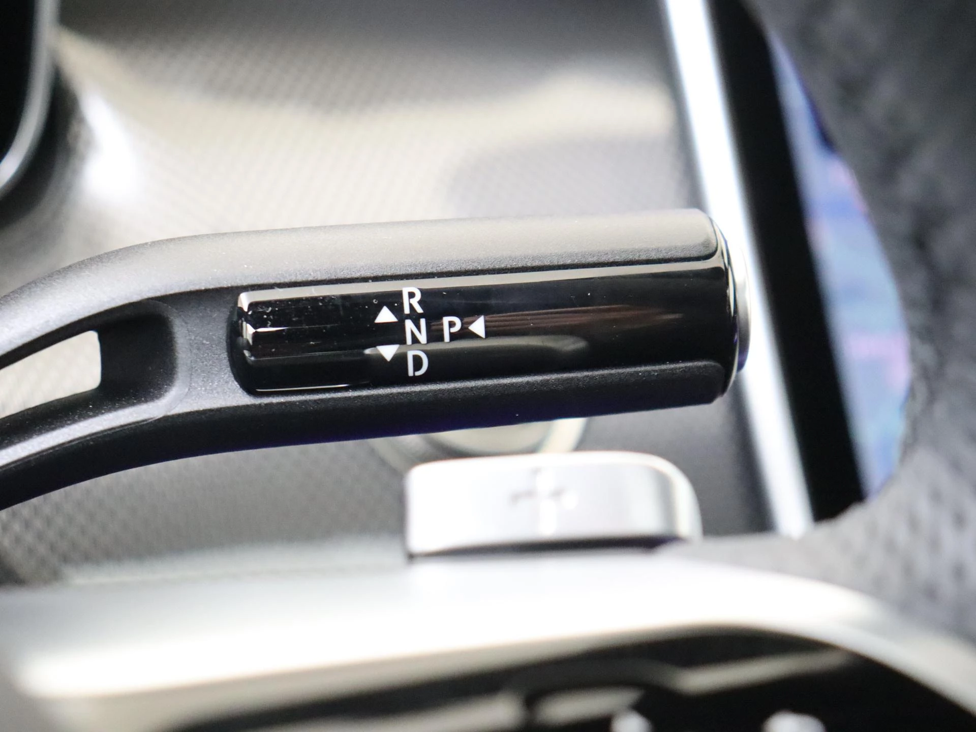 Mercedes-Benz-C-Klasse-image-15
