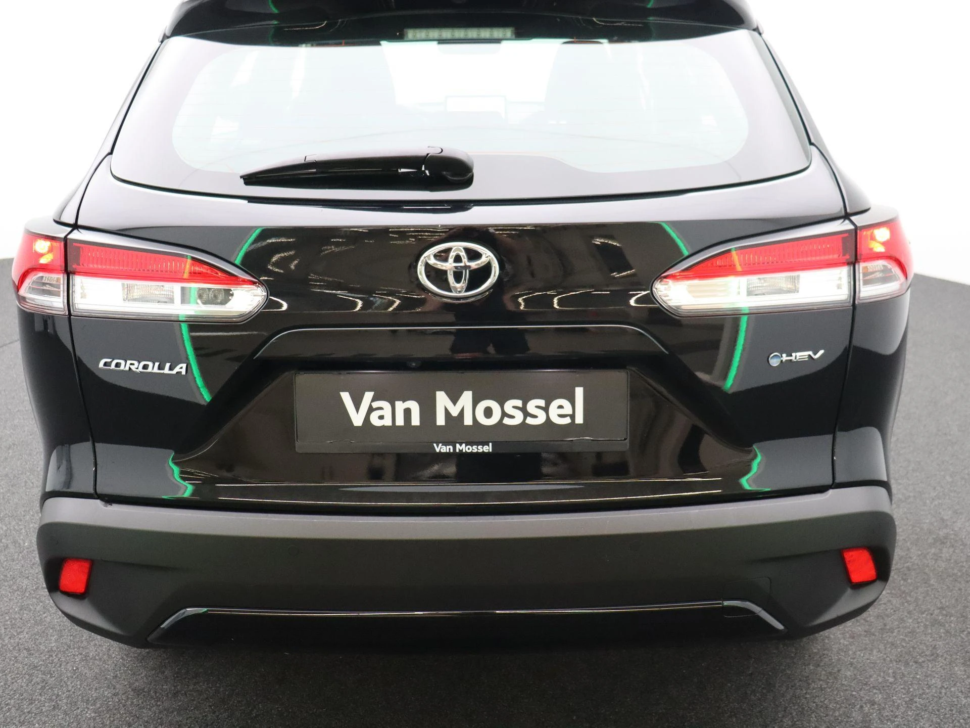 Toyota-Corolla Cross-image-20
