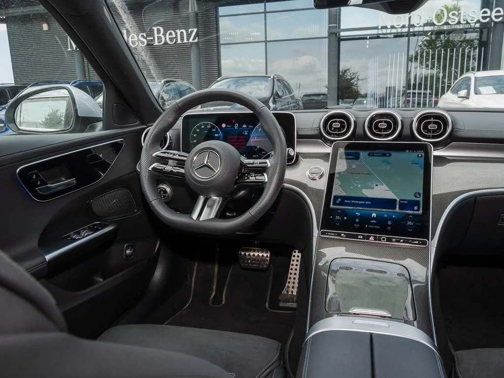 Mercedes-Benz-C-Klasse 300 d-image-9