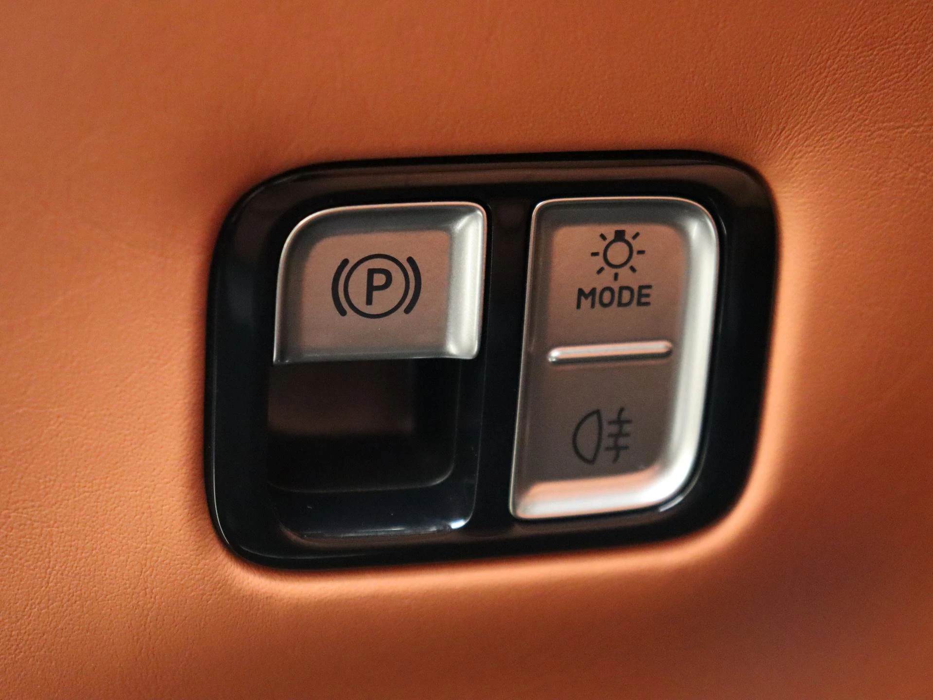 Mercedes-Benz-S-Klasse-image-23