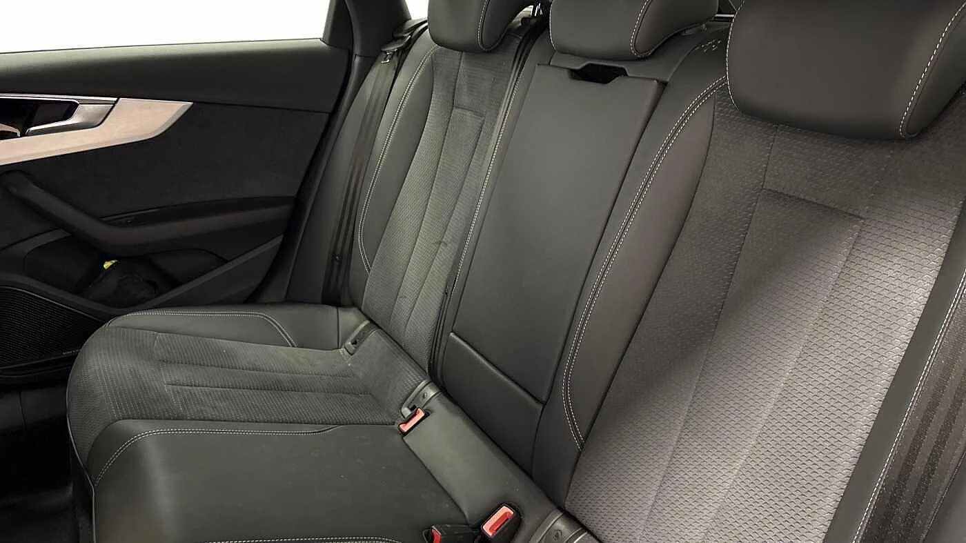 Audi-A4-image-6